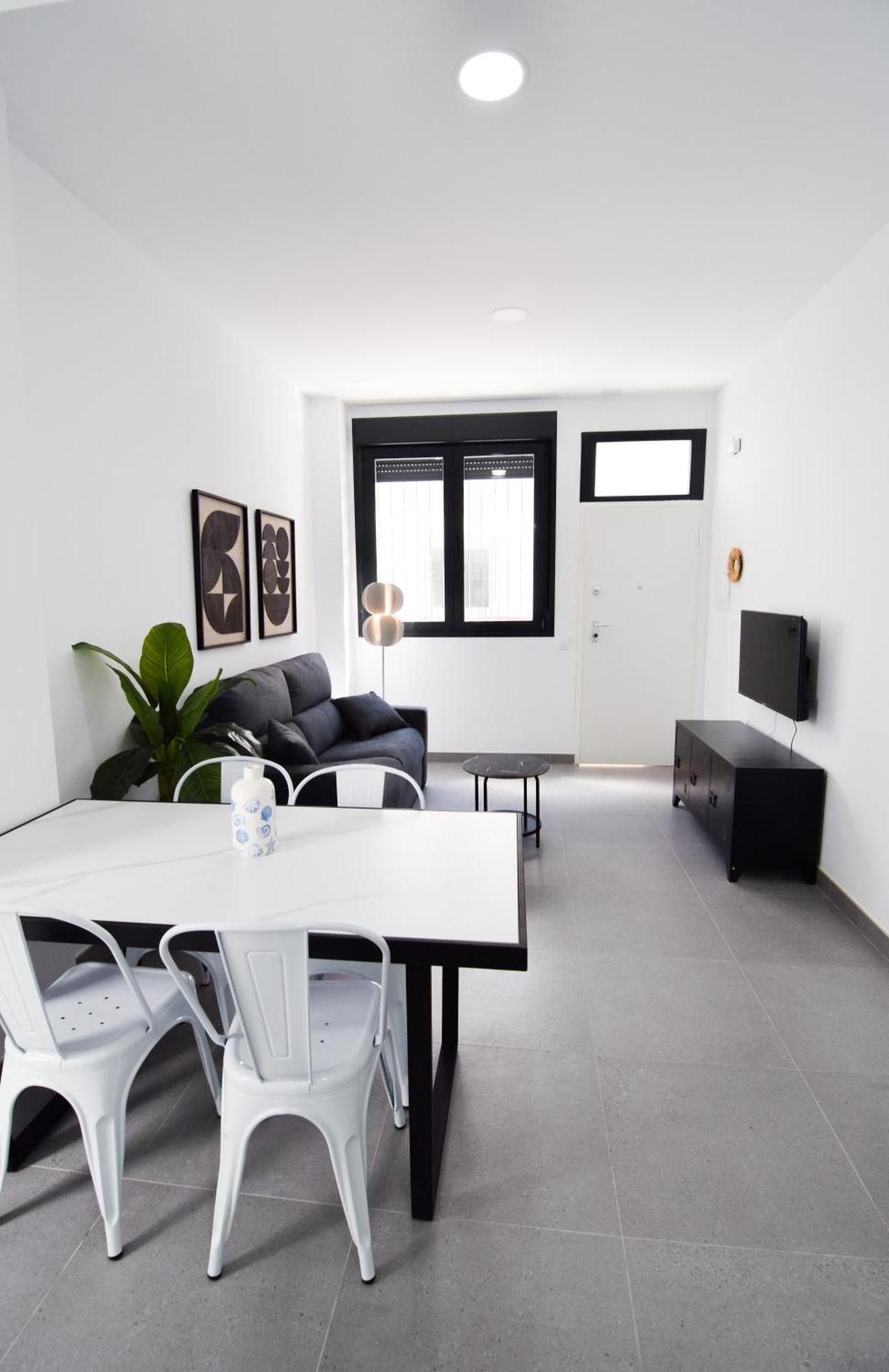 Letmalaga Study Apartment